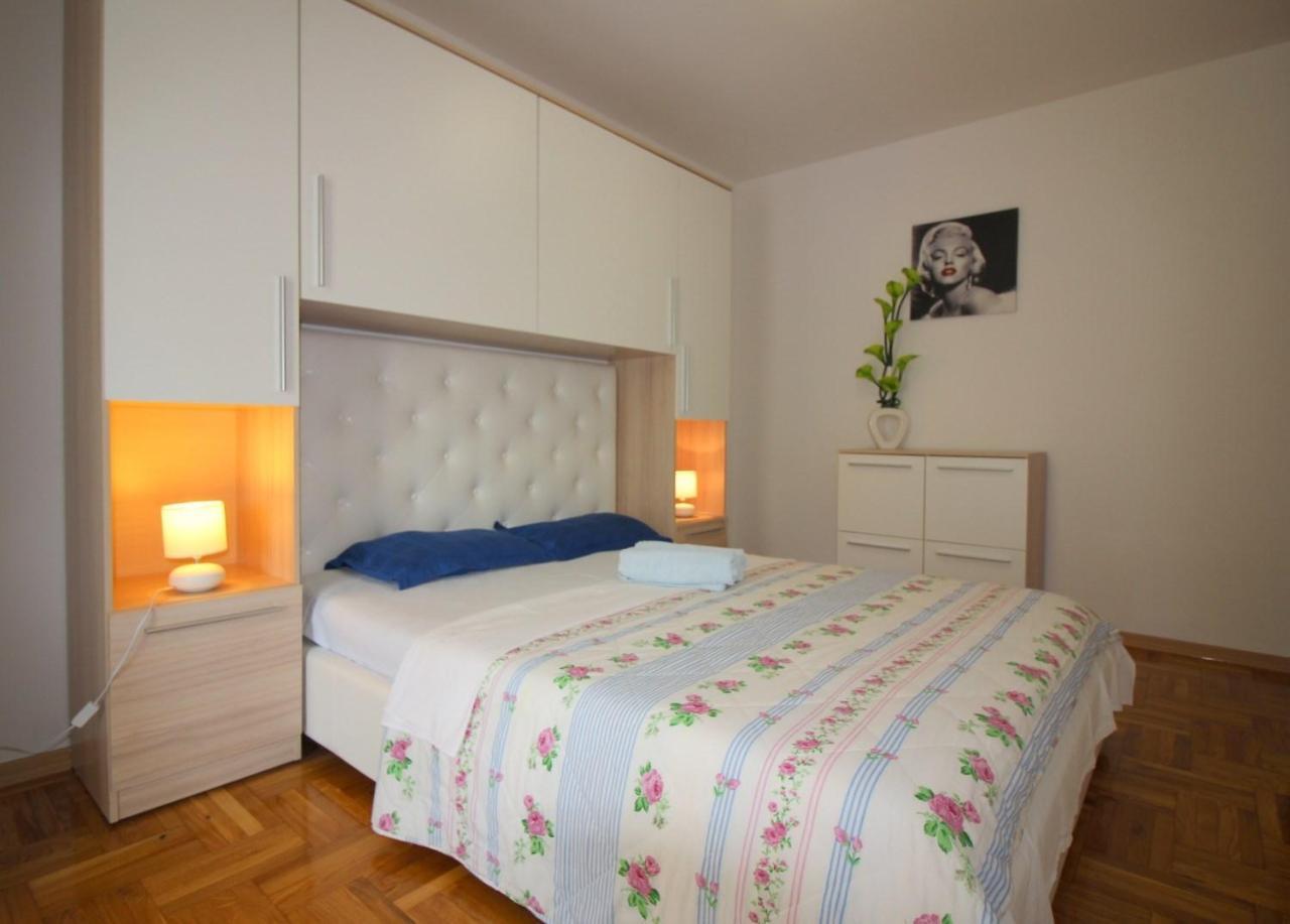 Apartment In Porec/Istrien 10214 Εξωτερικό φωτογραφία