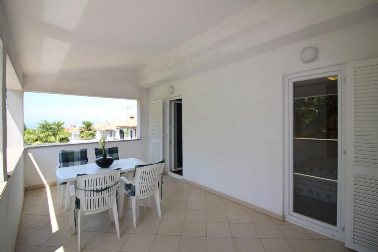 Apartment In Porec/Istrien 10214 Εξωτερικό φωτογραφία